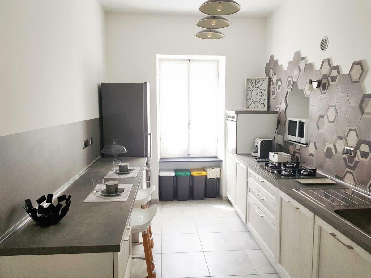 Appartement Modern Flat With Panoramic Terrace In Zuccarello Extérieur photo